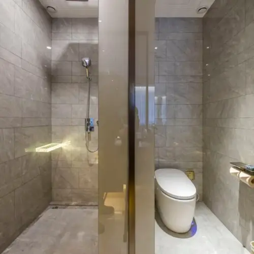 180-Degree High Rise Night View King-Size Room