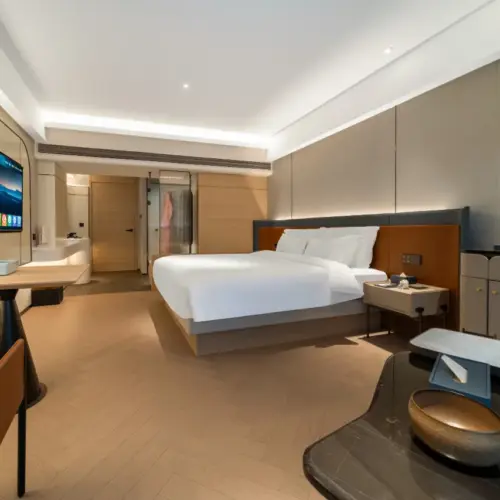 Big Bed Room With Night View On The Bund