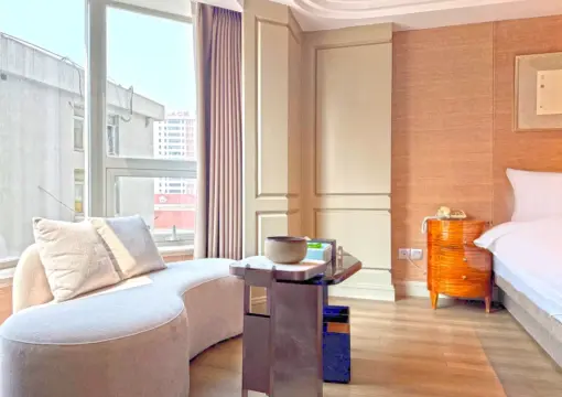Elegant Deluxe Triple Room