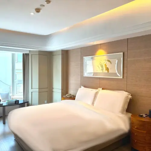 Elegant Deluxe Triple Room