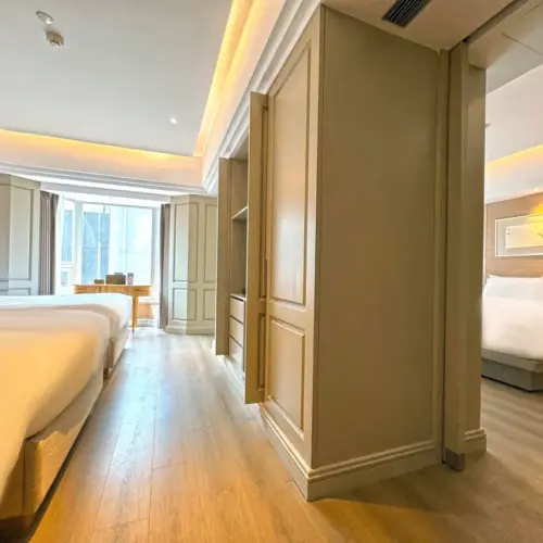Elegant Deluxe Triple Room