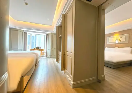 Elegant Deluxe Triple Room