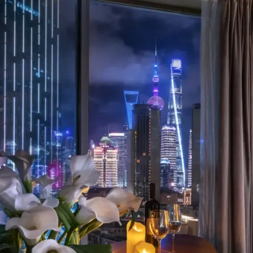 Executive Suite – River-View (Double Bed) (Bathtub, Living Room)
