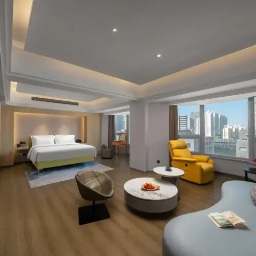 Suite (Bathtub)