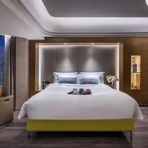 Suite (Bathtub)