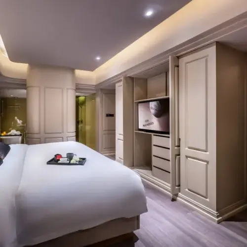 Suite With City View