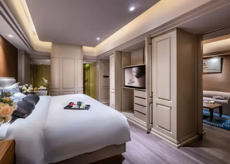 Suite With City View