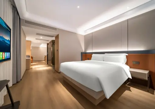 Superior Queen Suite