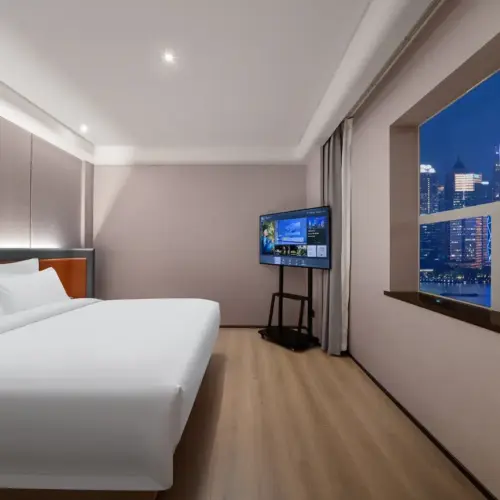 Superior Queen Suite