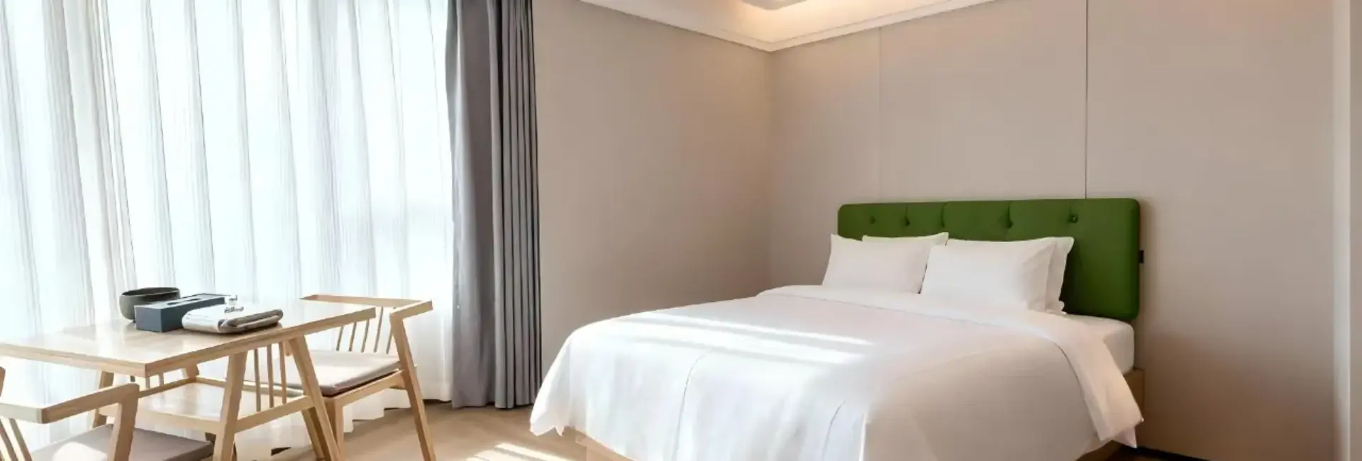 Superior Queen Suite