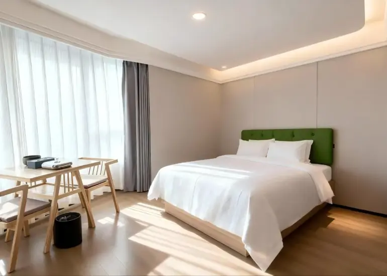 Superior Queen Suite